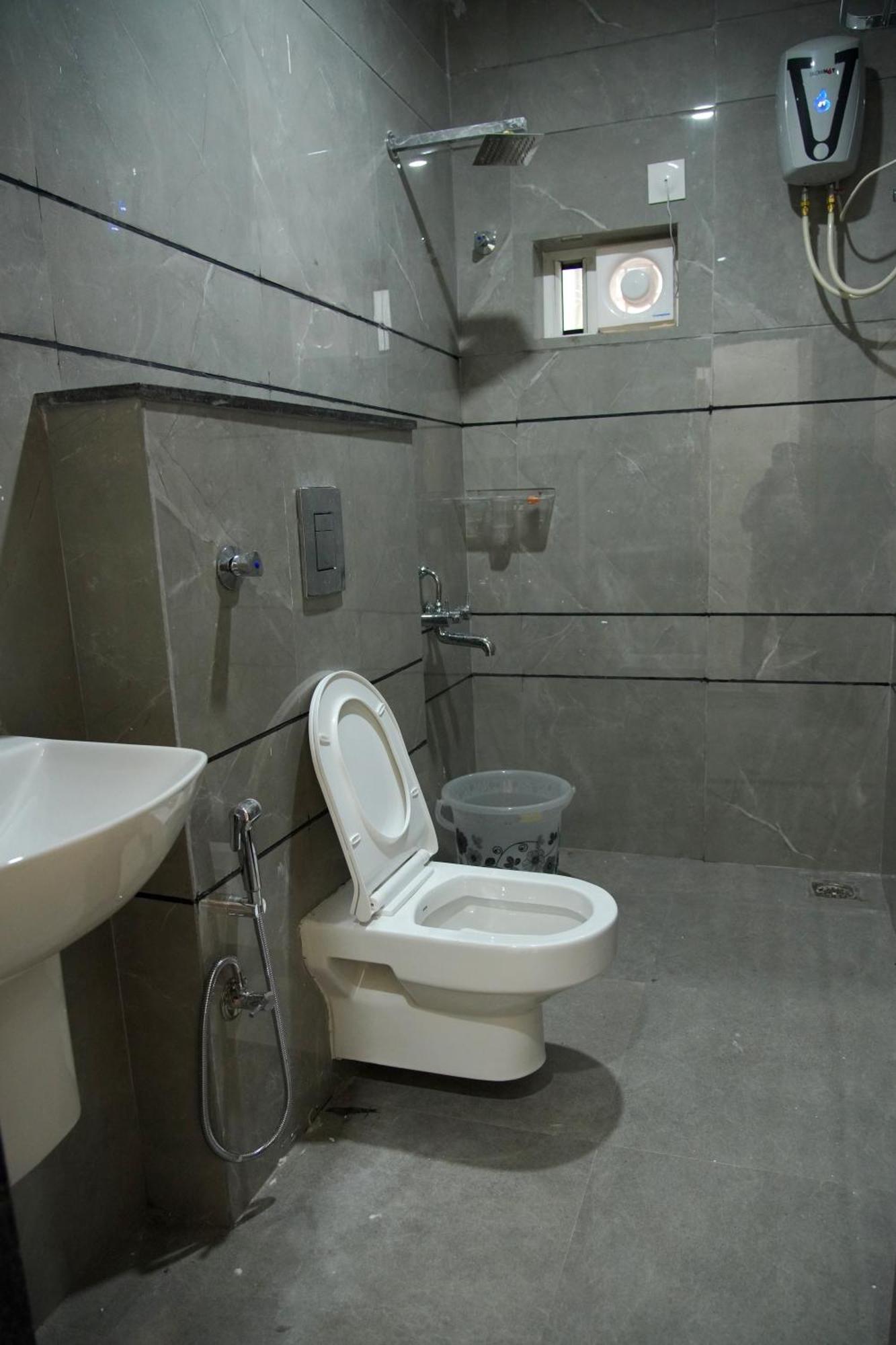 Sunshine Residency Hotel Mancherāl Exterior photo